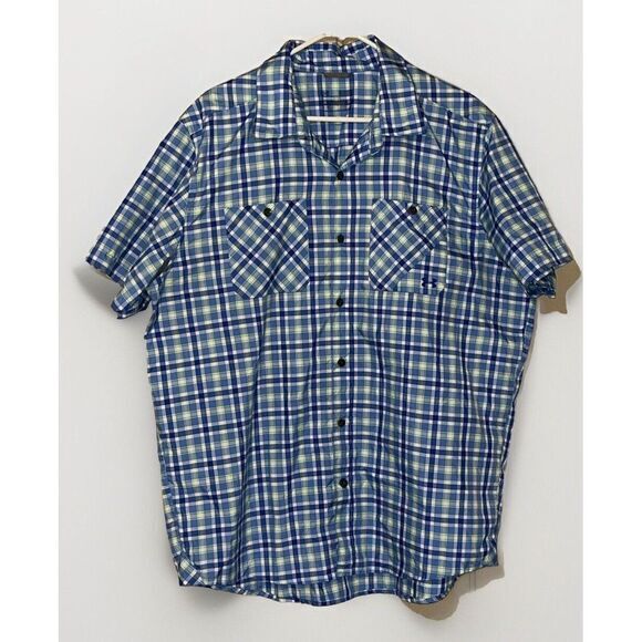 Under Armour Other - Under Armour Heatgear Shirt Mens XL Blue White Plaid Short‎ Sleeve Button Up